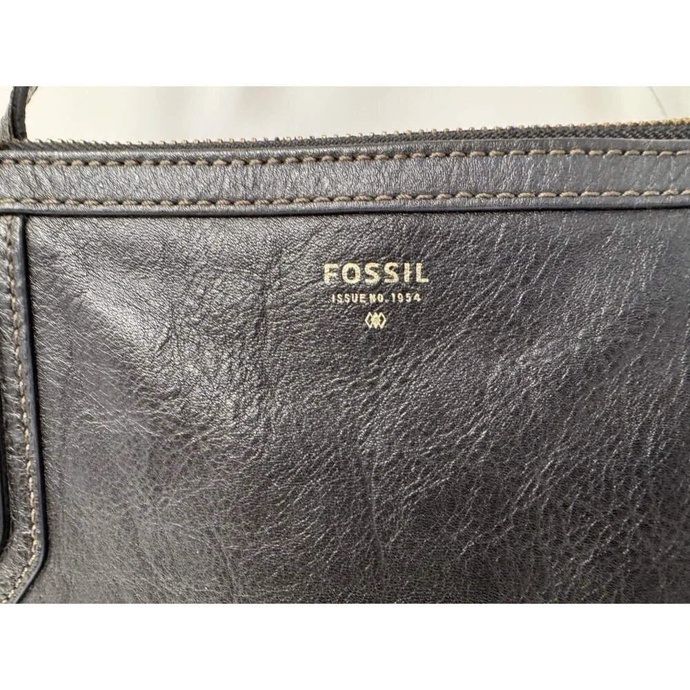 Fossil this black